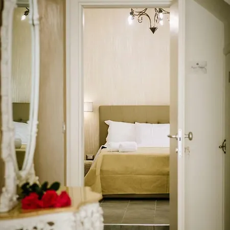 Alojamento de Acomodação e Pequeno-almoço Regina Elena